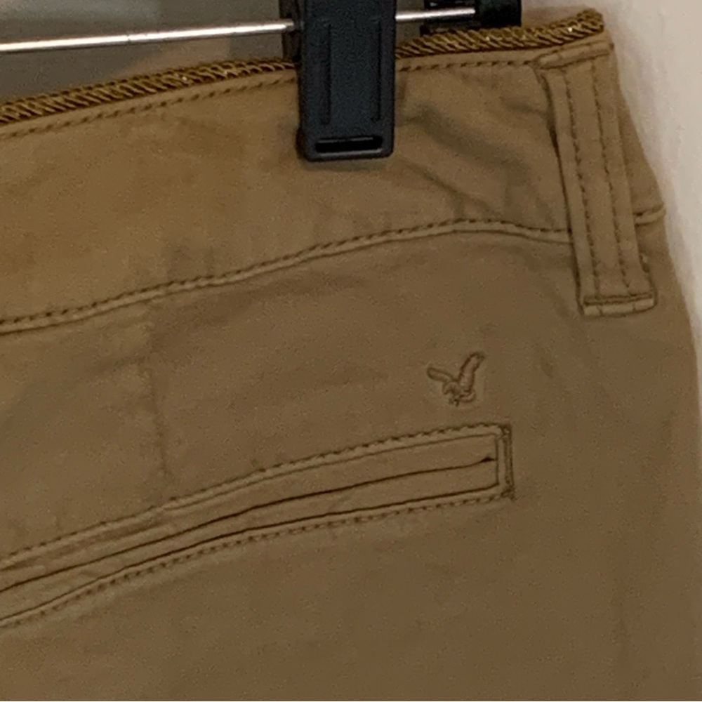 *NWT* American Eagle Outfitters (AEO) Midi Shorts - Picture 5 of 8